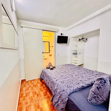 011 Apartamento 1 3 *